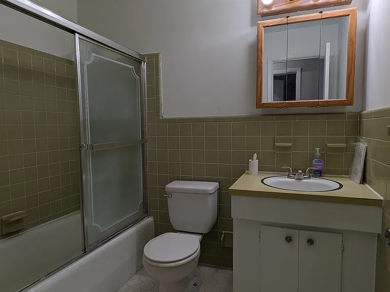 10574 Dorchester Rd — Photo 18