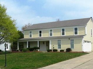 5354 Fox Ridge Dr, West Bloomfield, MI 48322