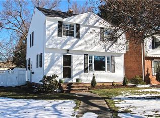 4867 Farnhurst Rd, Lyndhurst, OH 44124