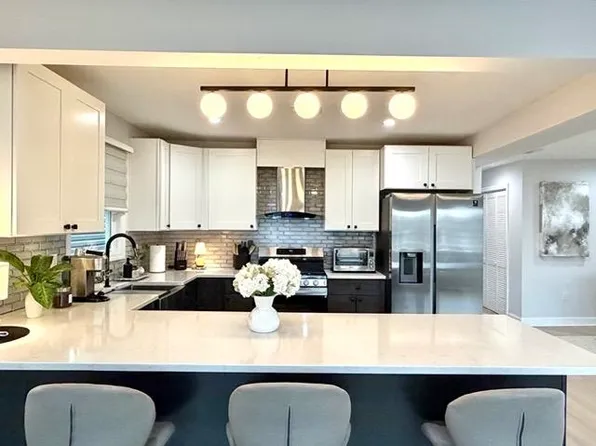 28 West 22nd Street image 1 of 50