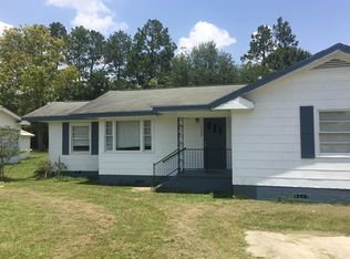 1408 S 1st St, Jesup, GA 31545