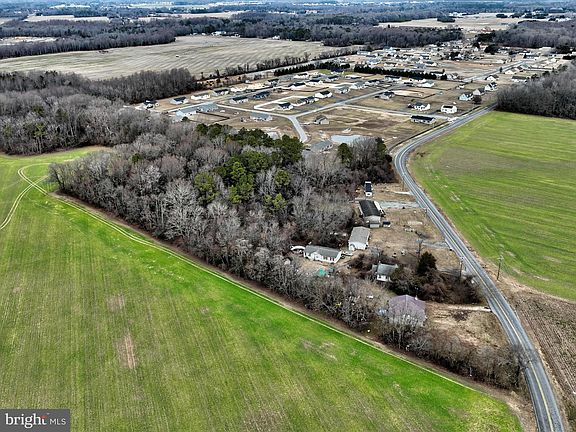 2nd image of 18691 Fleatown Rd