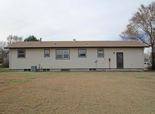 755 S School Ave, Colby, KS 67701