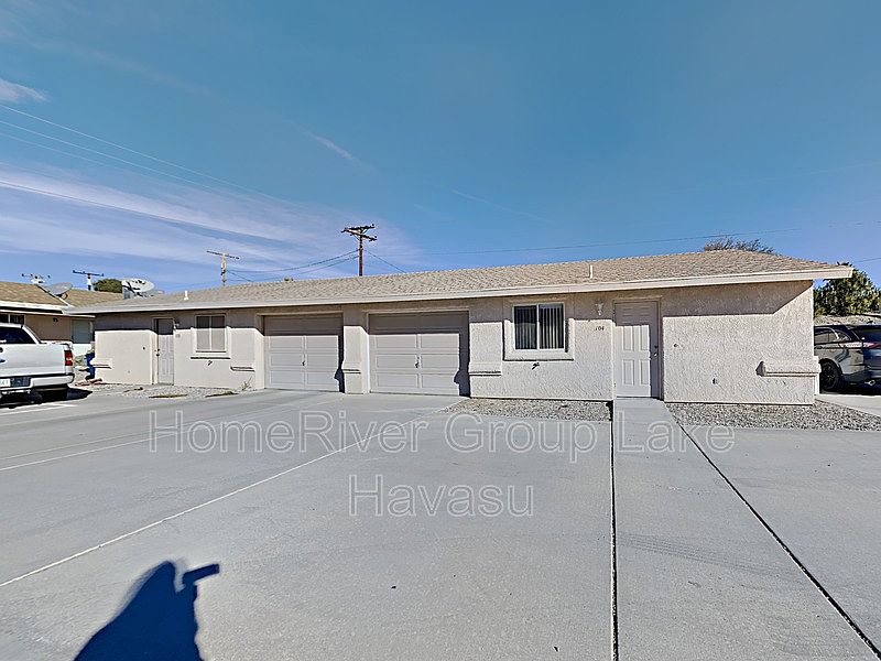 1st image of 2131 Moyo Dr APT 104
