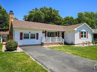 230 Ellinwood St, Osage City, KS 66523