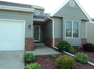 811 Rosslare Pl, Crown Point, IN 46307