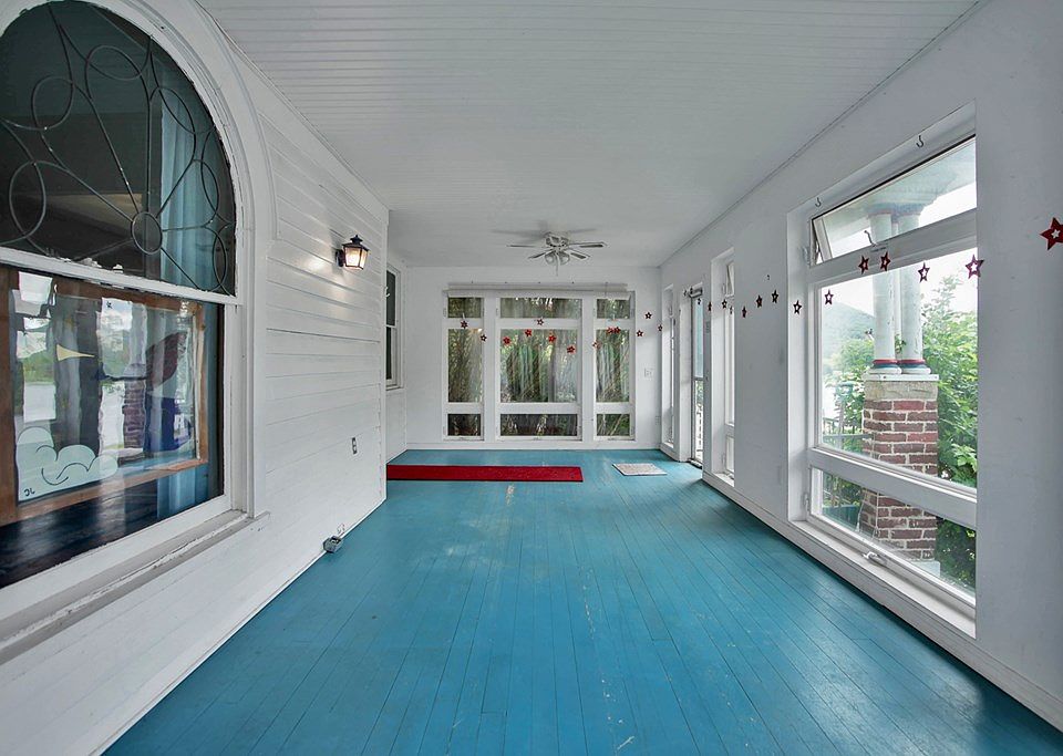 9th image of 15 Germania St