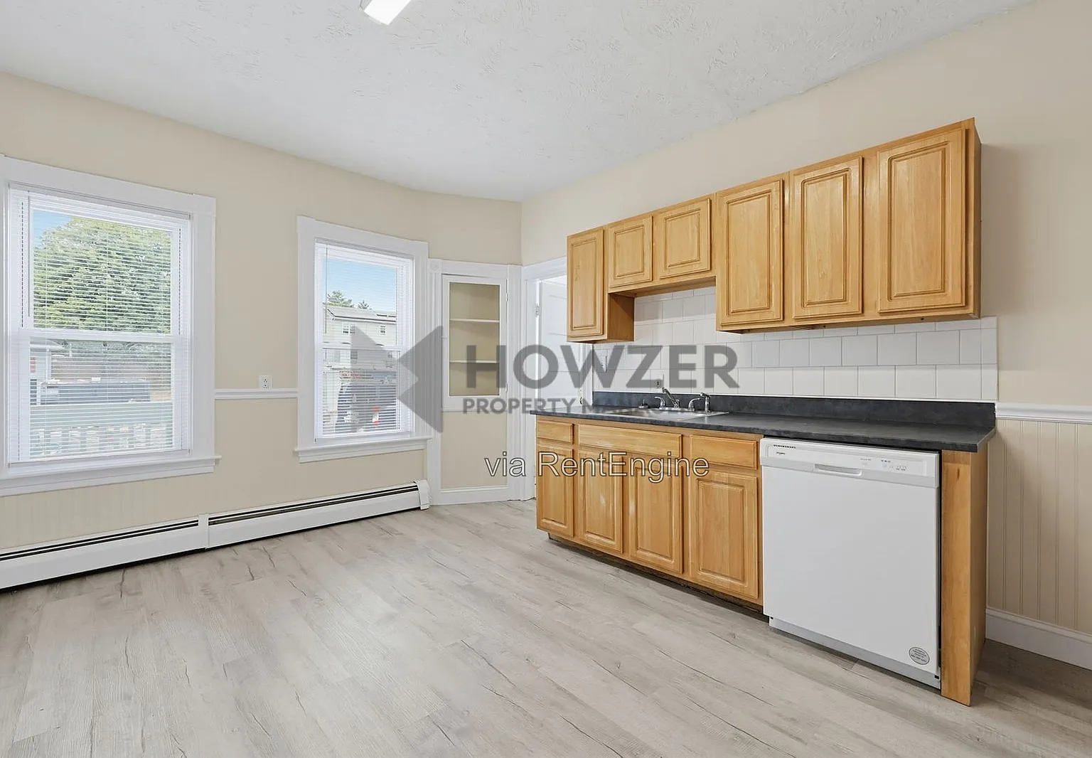 2 bed, 1.0 bath, 500 sqft, $2,300 — Photo 2