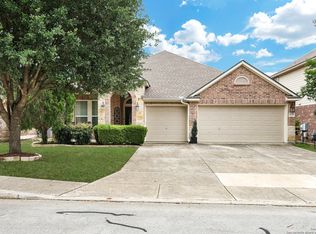 10736 Barnsford Ln, Helotes, TX 78023