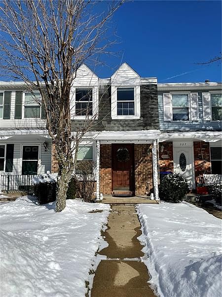 1st image of 926 Lynwood Ct