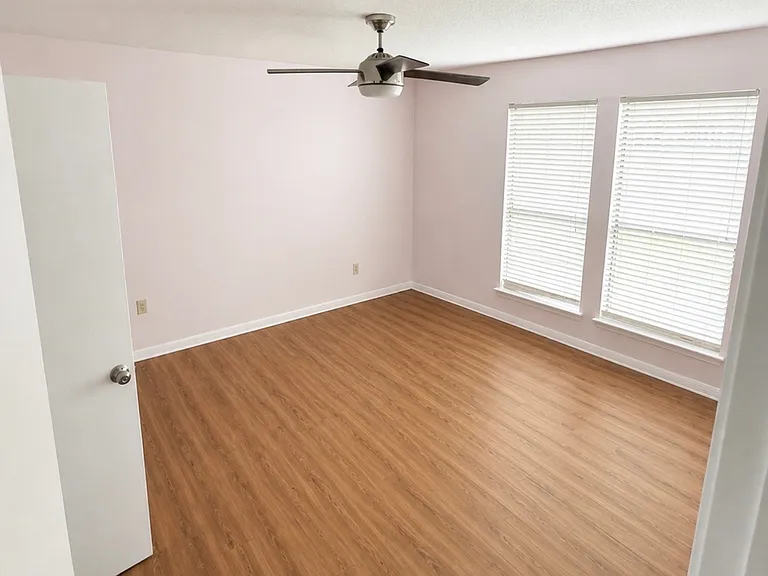 119 Chamale Cv W #119 — Photo 6