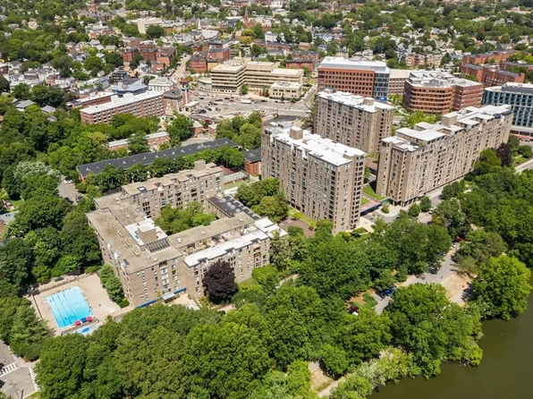 99 Pond Ave APT 222, Brookline, MA 02445