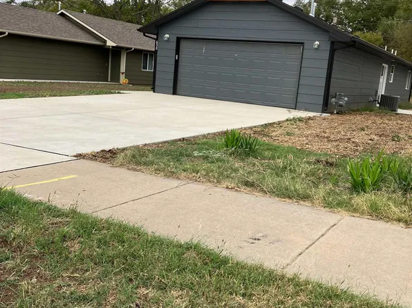 630 E Main St, Towanda, KS 67144