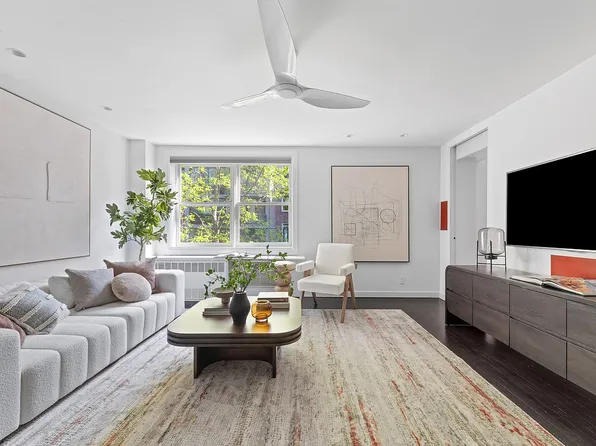 333 W 22nd St APT 4D, Manhattan, NY 10011