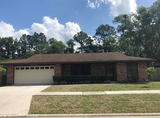 4823 Lofty Pines Cir E, Jacksonville, FL 32210