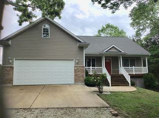 390 Ashland Dr, Robertsville, MO 63072