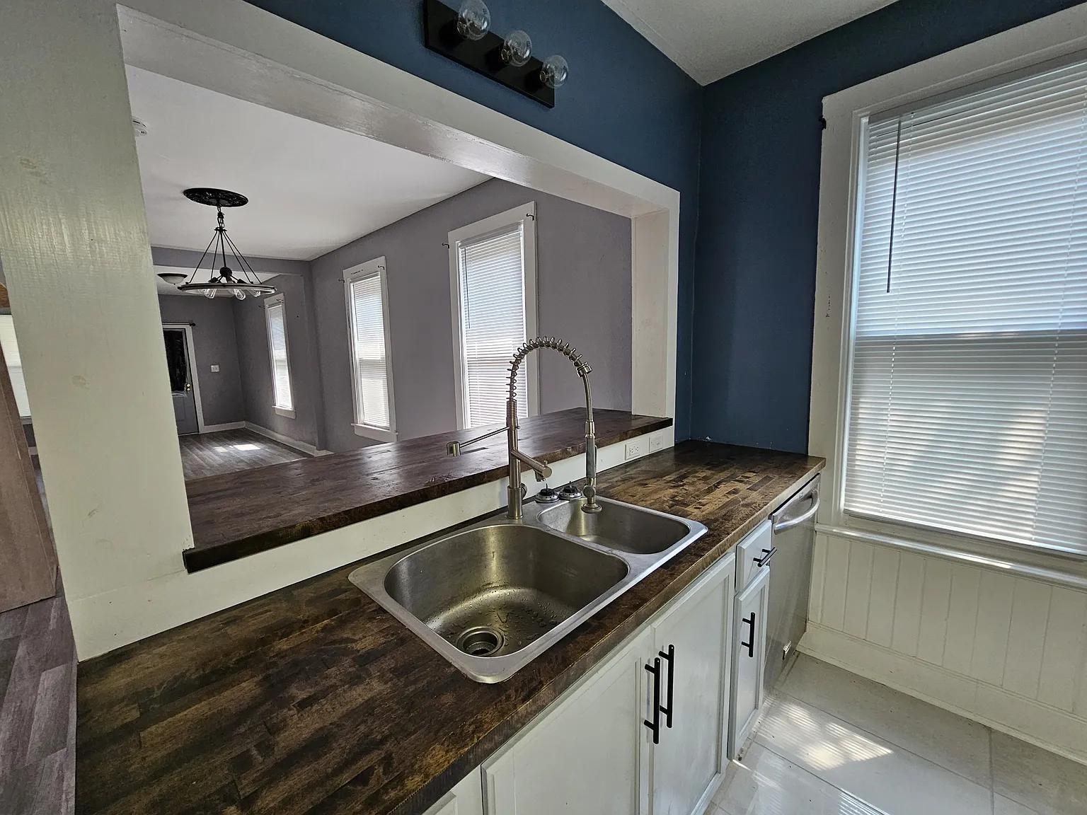 3 bed, $1,700 — Photo 4