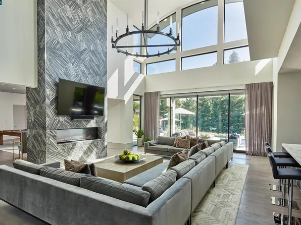 1060 Livorna Rd, Alamo, CA 94507