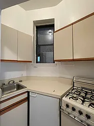 Rented by Eric Goodman Realty Corp