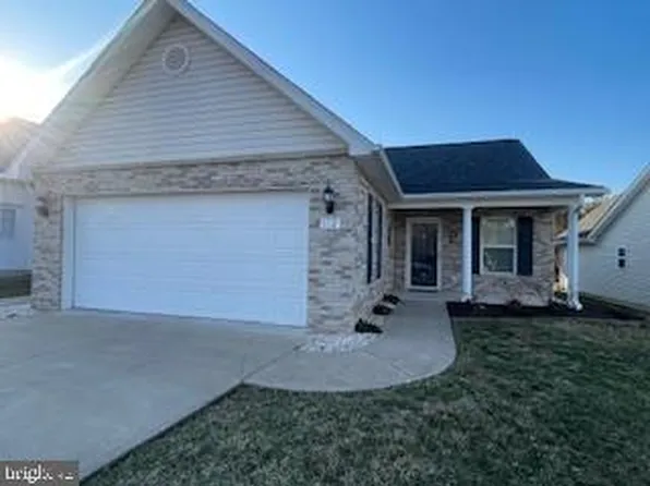 112 Sarvis Ct, Stephens City, VA 22655