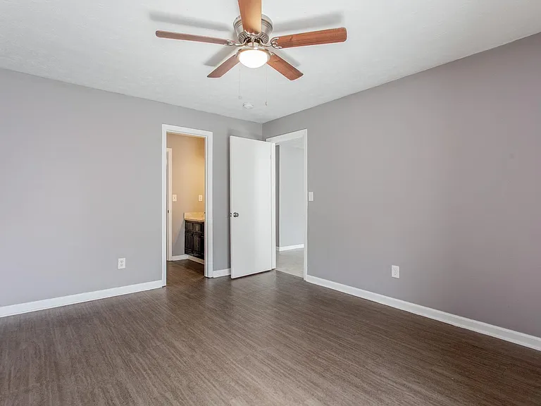 8667 Ashley Way — Photo 14