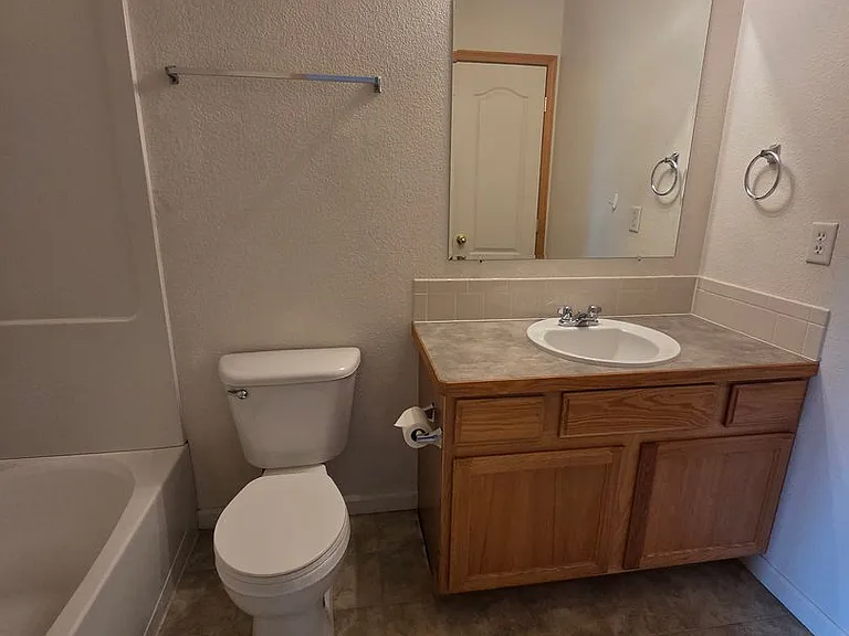 3225 Barbera St — Photo 16