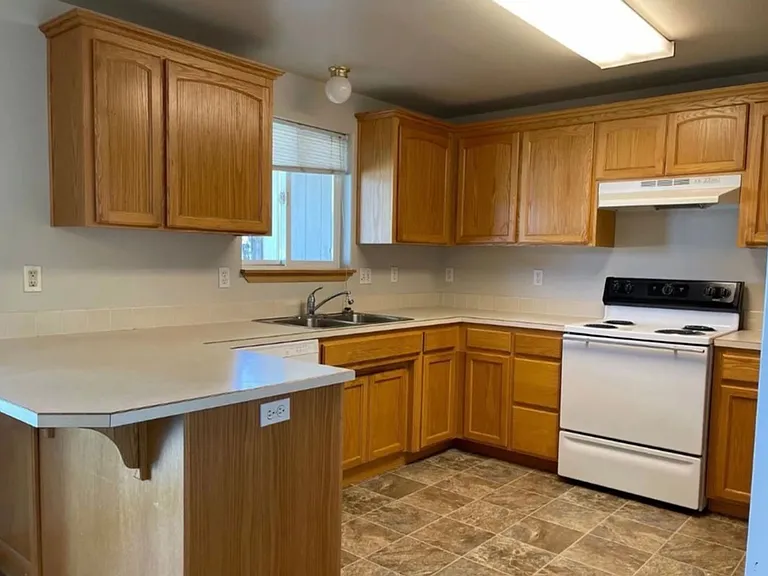 3961 Azalea Ave SE — Photo 4