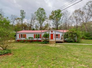 370 Plain View Lake Dr, Tracy City, TN 37387