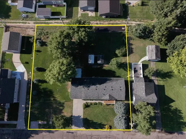 547 W 6th St, Imperial, NE 69033