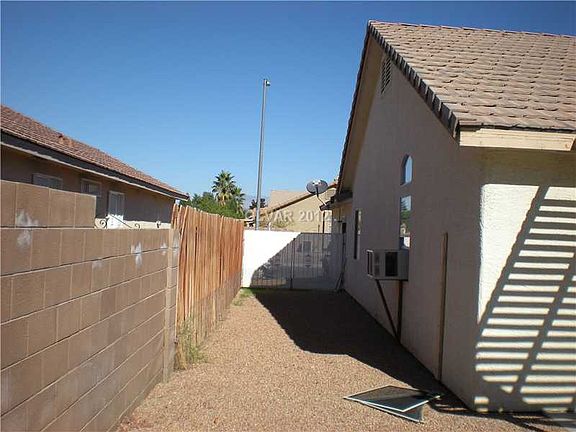 5th image of 5021 Meadows Lilly Ave