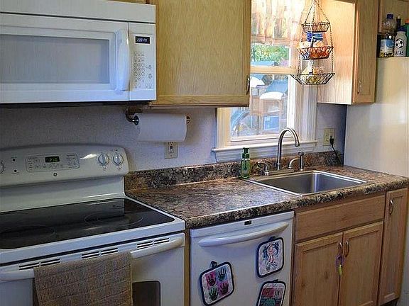 4th image of 129 Vaughn Dr