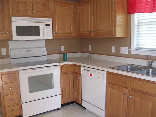 2nd image of 1608 Hargrove Dr