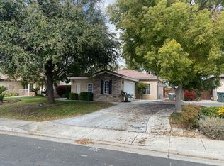 9818 Bossa Nova Ct, Bakersfield, CA 93312