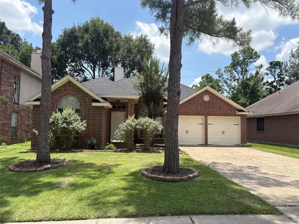 14815 Carolina Falls Ln, Cypress, TX 77433