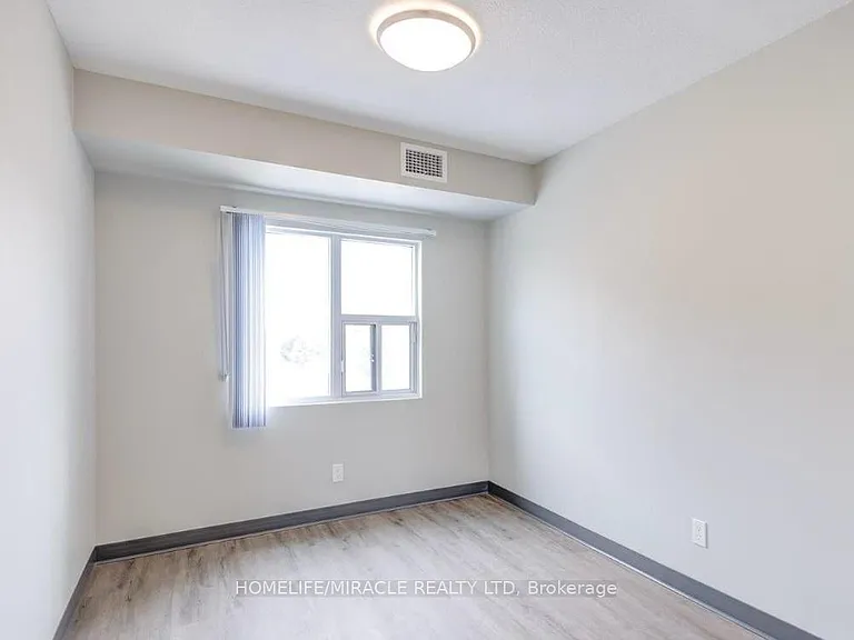 595 Strasburg Rd #512 — Photo 8