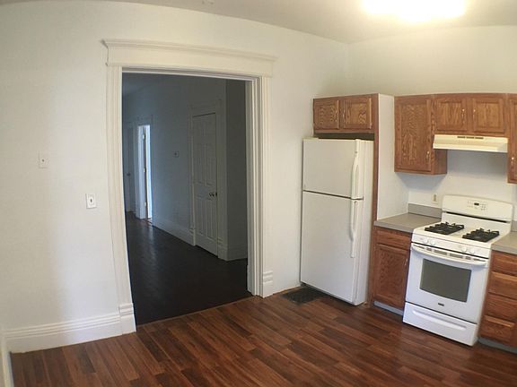 4th image of 411 Beattie St