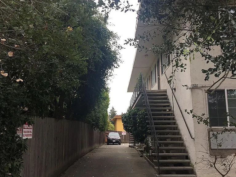 Building Photo - 1728 Berkeley Way #2