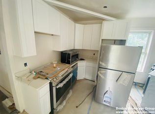 102 Buttonwood St #3A, Dorchester, MA 02125