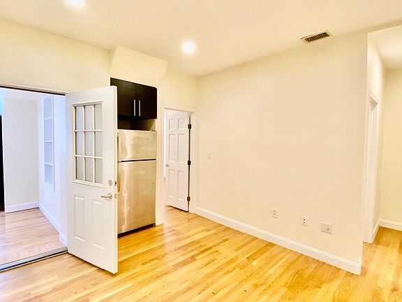4th image of 1801 Beacon St #6-6B