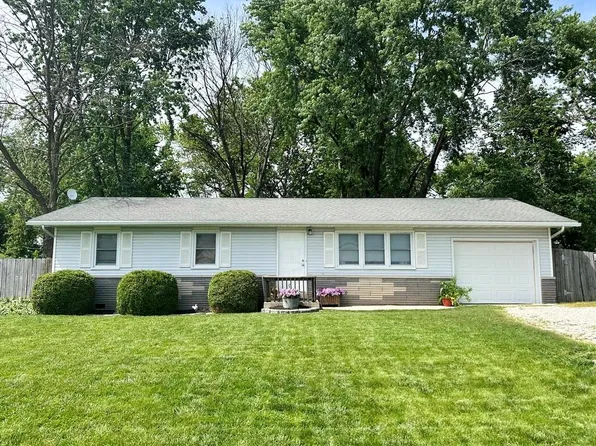 201 W Craig St, Stockton, MO 65785