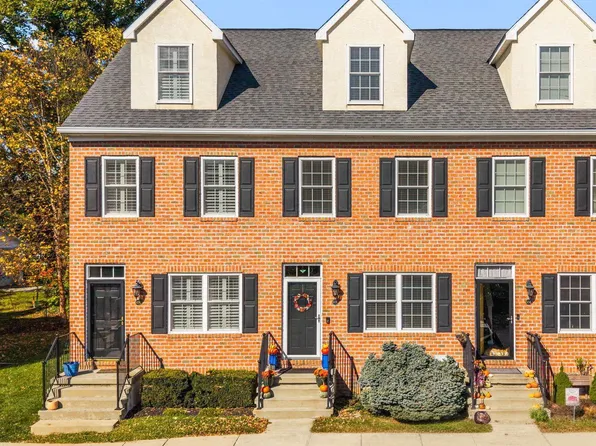 606 Crossing Ct #6, Kennett Square, PA 19348