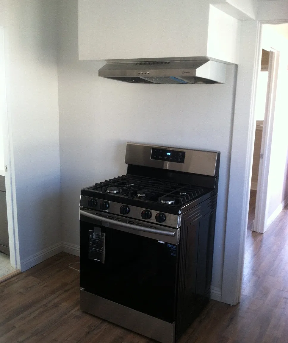 2 bed, 800 sqft, $2,375 — Photo 4