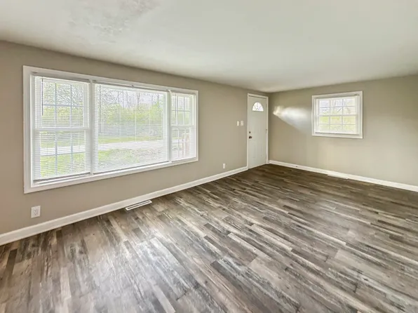 3010 Sardonyx St, Indianapolis, IN 46268