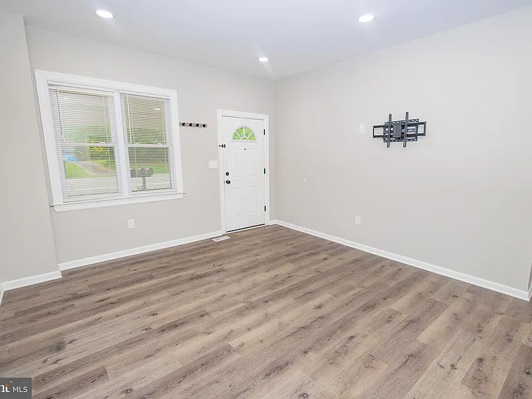 140 Delsea Dr S #1 — Photo 4