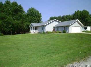 802 W Plum St, Percy, IL 62272