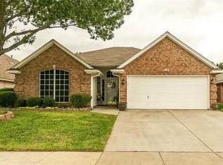 8908 Tyne Trl, Fort Worth, TX 76118