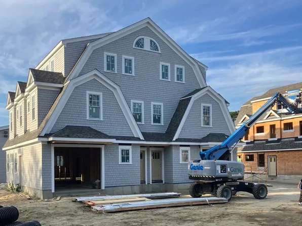 Two Railroad Ave #2, Duxbury, MA 02332