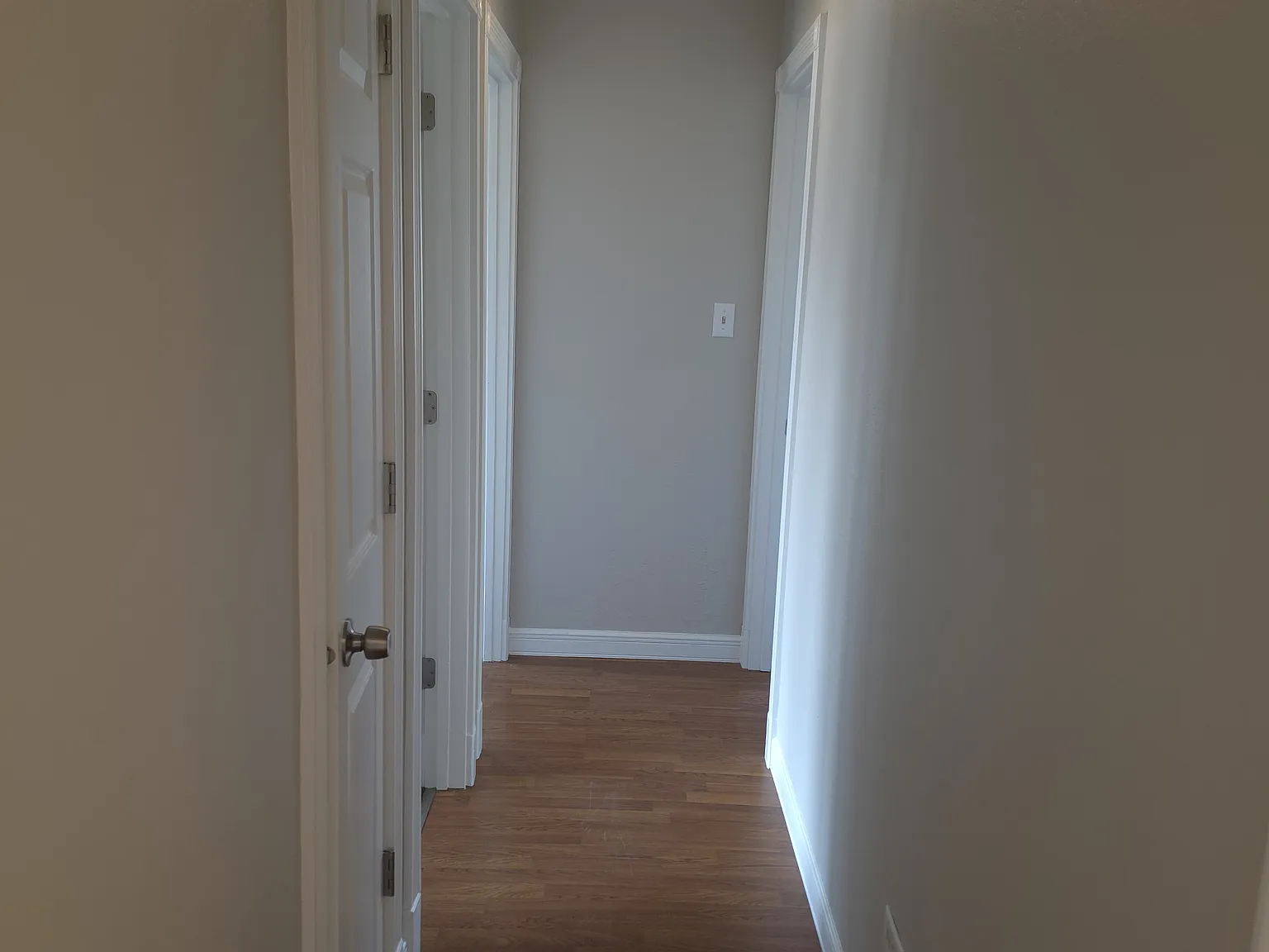 3 bed, 1200 sqft, $1,900 — Photo 2