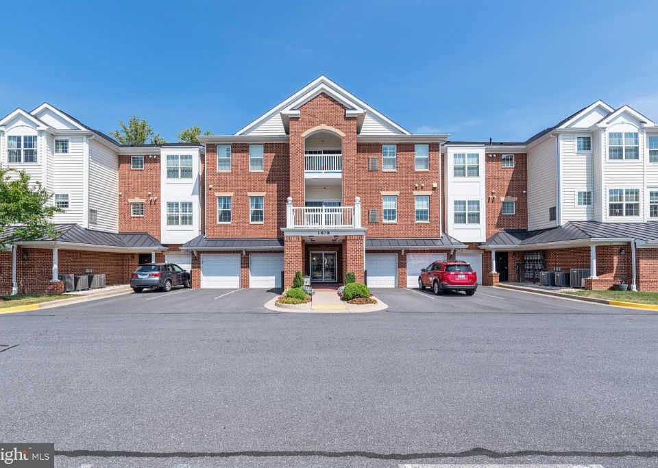 1st image of 1408 Wigeon Way Unit 207