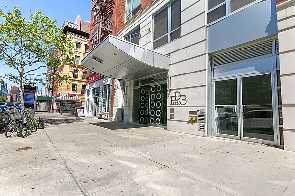 Rented by Compass | media 30